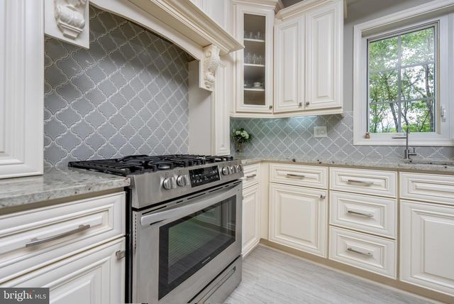 2384 CASTLEGREEN DRIVE, Greencastle, PA 17225