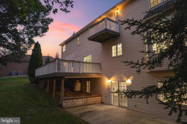 2384 CASTLEGREEN DRIVE, Greencastle, PA 17225