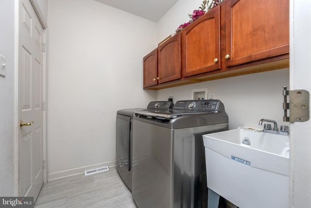 2384 CASTLEGREEN DRIVE, Greencastle, PA 17225