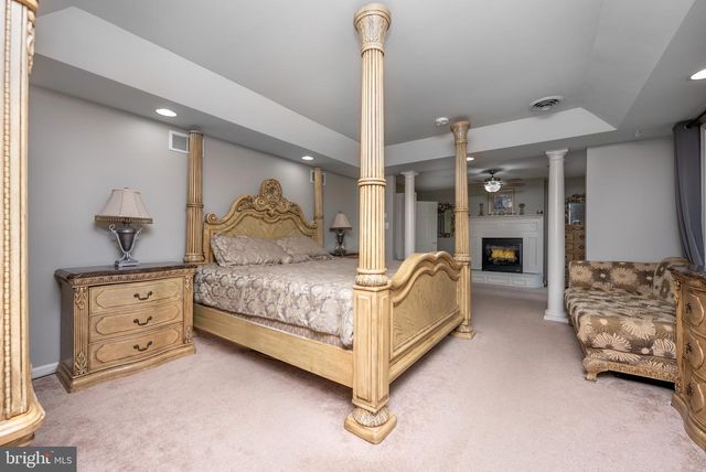 2384 CASTLEGREEN DRIVE, Greencastle, PA 17225