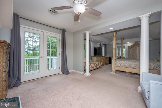 2384 CASTLEGREEN DRIVE, Greencastle, PA 17225