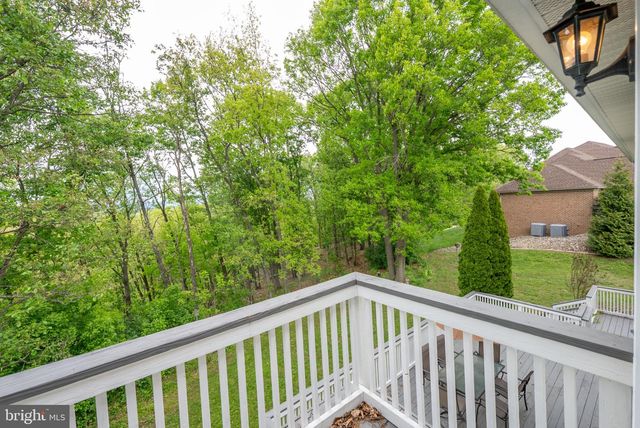 2384 CASTLEGREEN DRIVE, Greencastle, PA 17225