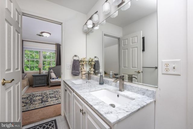 2384 CASTLEGREEN DRIVE, Greencastle, PA 17225