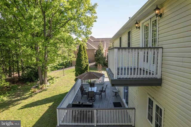 2384 CASTLEGREEN DRIVE, Greencastle, PA 17225