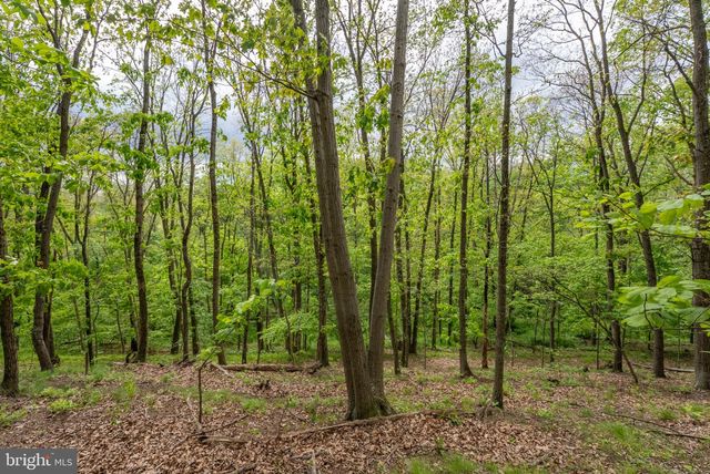 2384 CASTLEGREEN DRIVE, Greencastle, PA 17225