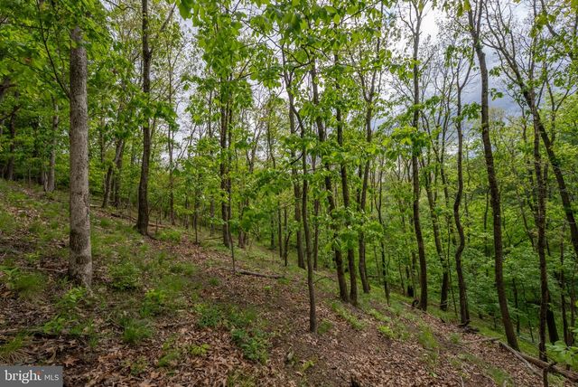 2384 CASTLEGREEN DRIVE, Greencastle, PA 17225