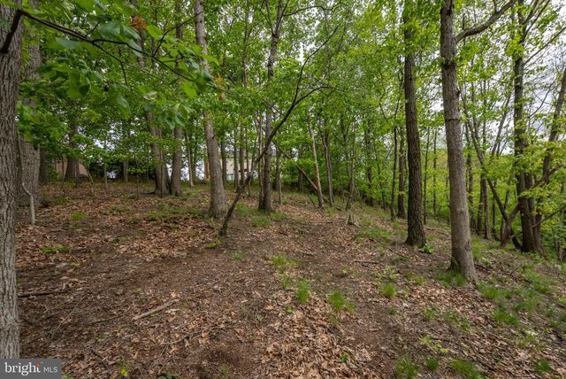 2384 CASTLEGREEN DRIVE, Greencastle, PA 17225