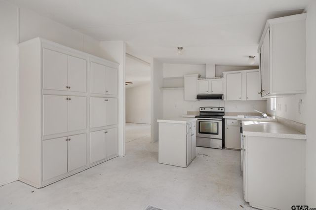 942 Balmorea Dr, Bullard, TX 75757