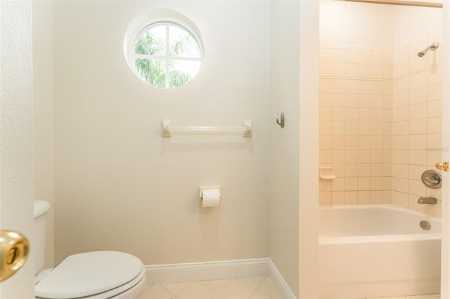 3415 HEARDS FERRY DRIVE, Tampa, FL 33618