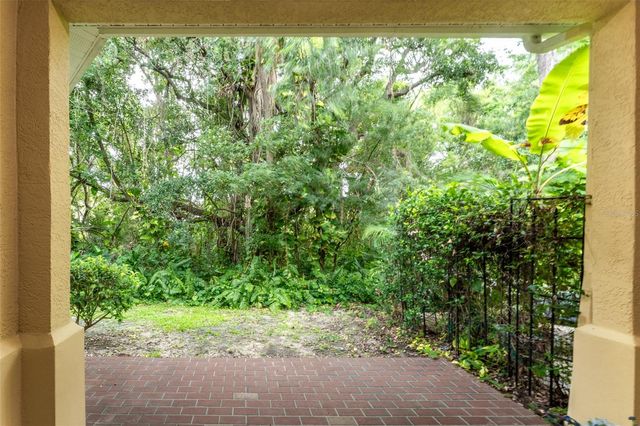 3415 HEARDS FERRY DRIVE, Tampa, FL 33618