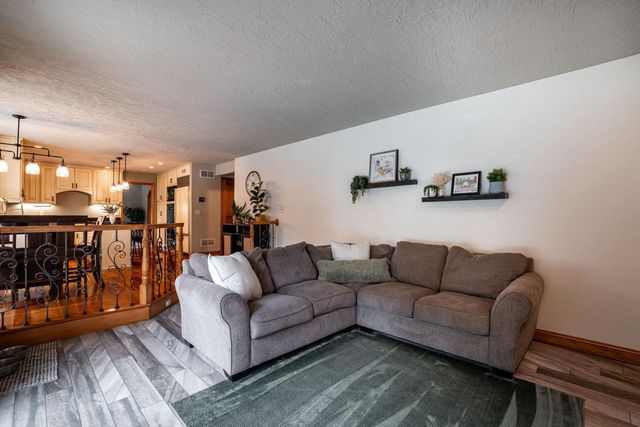 4824 Hampton COURT, Mount Pleasant, WI 53403
