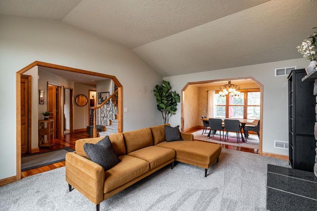 4824 Hampton COURT, Mount Pleasant, WI 53403