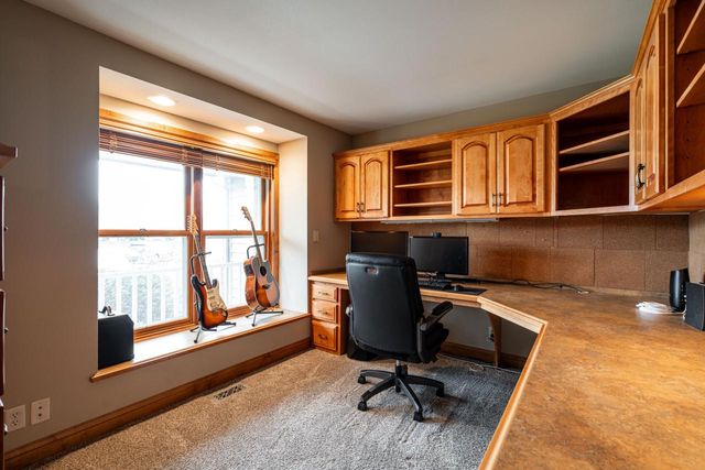 4824 Hampton COURT, Mount Pleasant, WI 53403