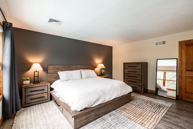 4824 Hampton COURT, Mount Pleasant, WI 53403