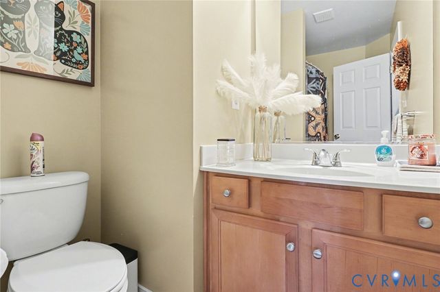 10273 Kestrel Dr, Ashland, VA 23005