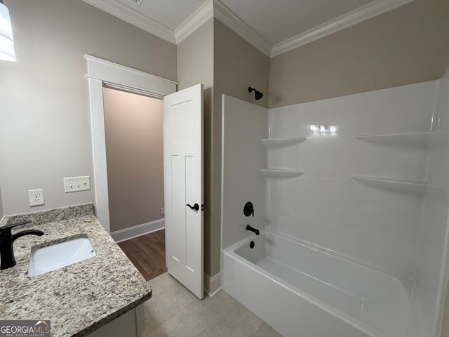 226 Hunter's Way, Dublin, GA 31021