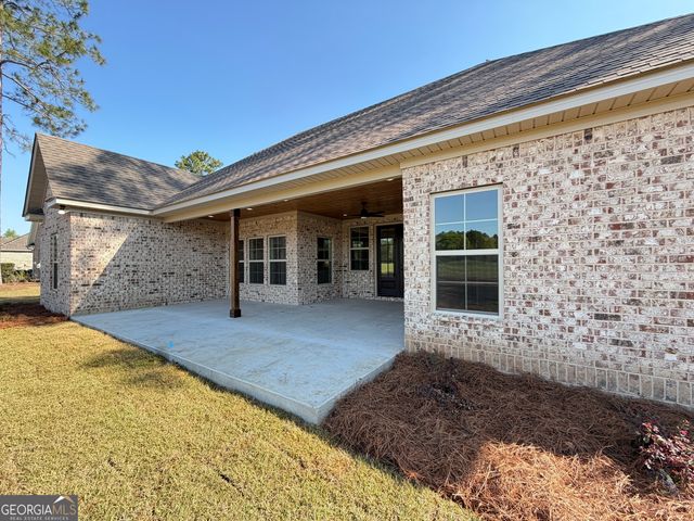226 Hunter's Way, Dublin, GA 31021