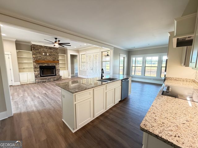 226 Hunter's Way, Dublin, GA 31021