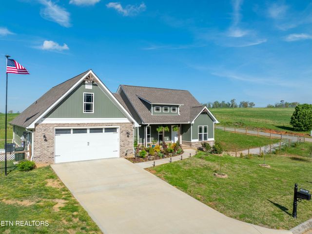 279 Lakeside Meadows Circle, Madisonville, TN 37354