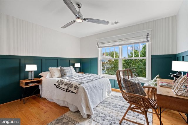 508 E CUSTIS AVE, Alexandria, VA 22301