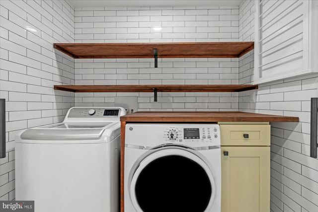 508 E CUSTIS AVE, Alexandria, VA 22301