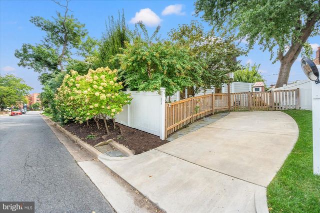 508 E CUSTIS AVE, Alexandria, VA 22301