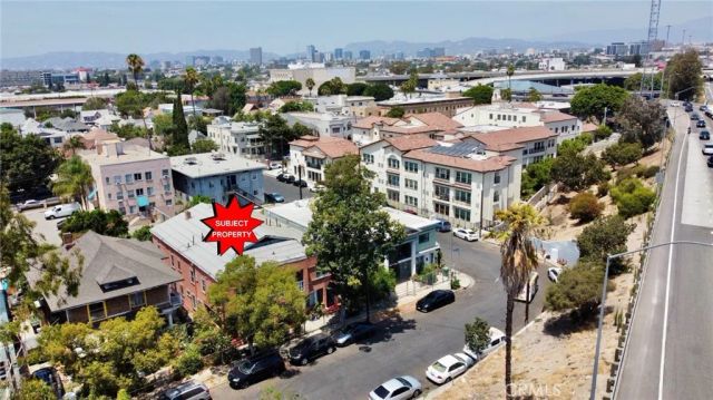 1943 Estrella Avenue, Los Angeles, CA 90007
