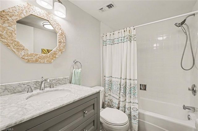 1700 Pine Valley DR 205, Fort Myers, FL 33907