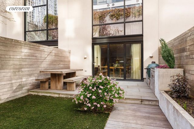 285 STATE Street, New York City, NY 11201