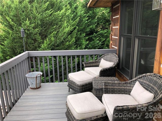 836 Burney Mountain Road, Fletcher, NC 28732