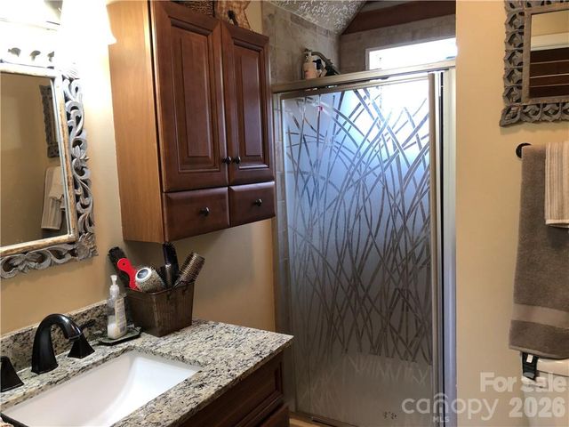 836 Burney Mountain Road, Fletcher, NC 28732