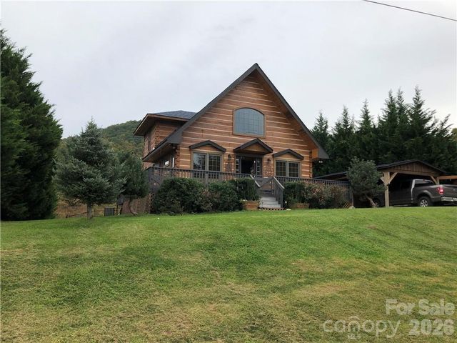 836 Burney Mountain Road, Fletcher, NC 28732