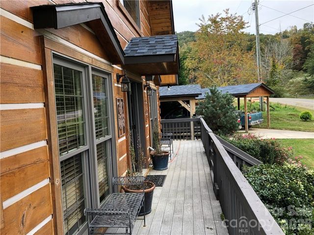 836 Burney Mountain Road, Fletcher, NC 28732