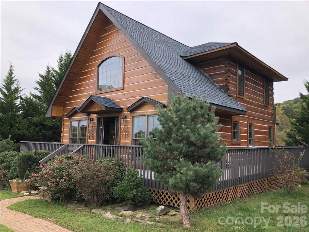 836 Burney Mountain Road, Fletcher, NC 28732