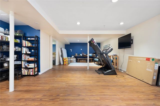 5 Maloney Lane, Middletown, RI 02842