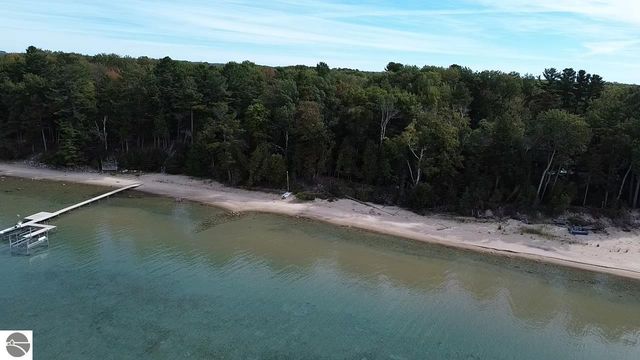 1321 Bayview Drive, Kewadin, MI 49648