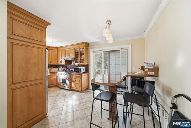 36 Marjorie Terrace, Englewood Cliffs, NJ 07632