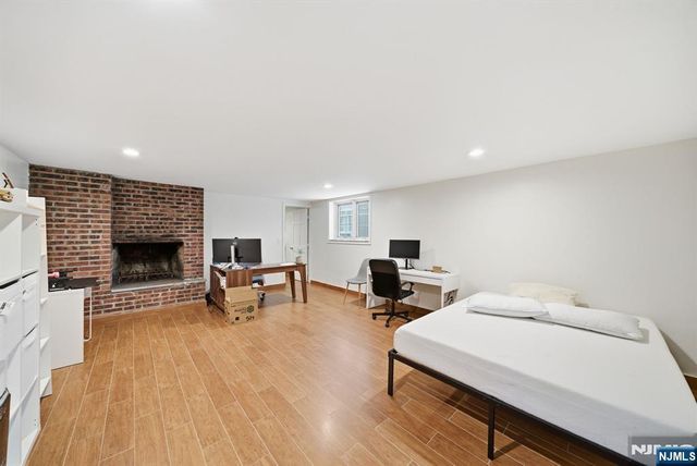 36 Marjorie Terrace, Englewood Cliffs, NJ 07632