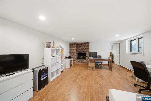 36 Marjorie Terrace, Englewood Cliffs, NJ 07632