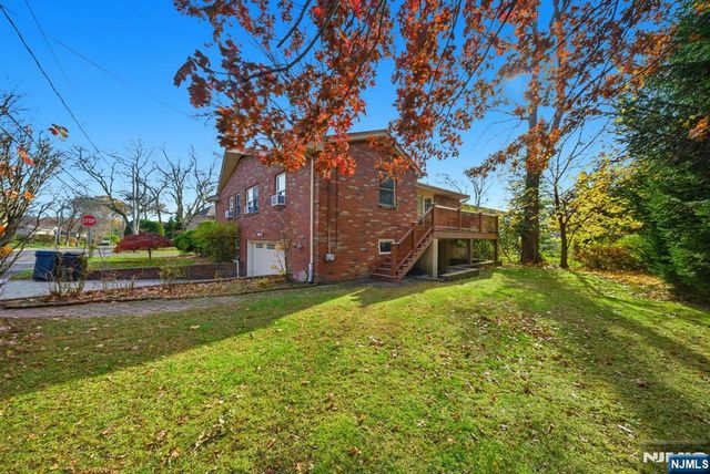 36 Marjorie Terrace, Englewood Cliffs, NJ 07632