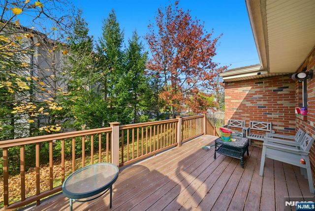 36 Marjorie Terrace, Englewood Cliffs, NJ 07632