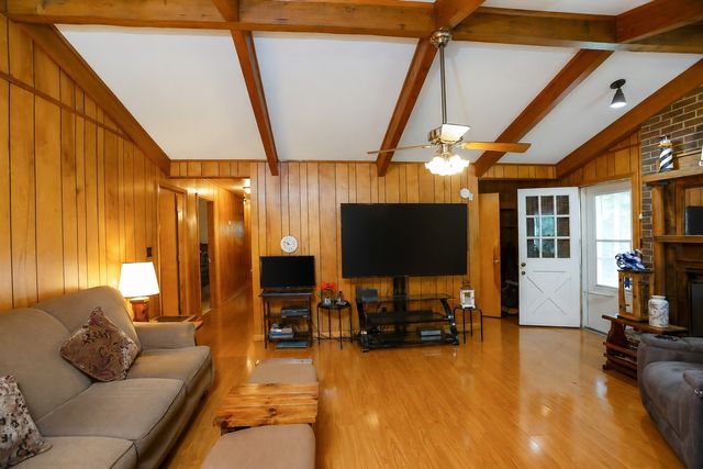 2226 Hwy 25, W, Cottontown, TN 37048