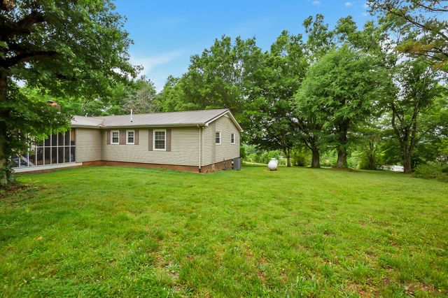 2226 Hwy 25, W, Cottontown, TN 37048
