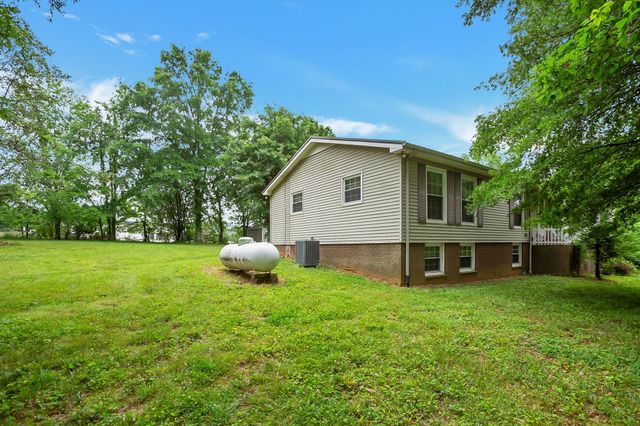 2226 Hwy 25, W, Cottontown, TN 37048