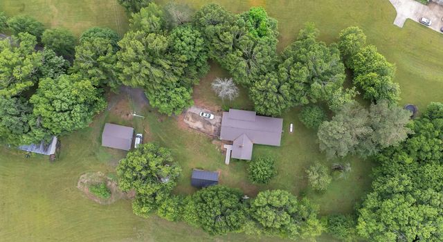 2226 Hwy 25, W, Cottontown, TN 37048