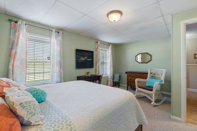10779 N Tidwell Rd, Bon Aqua, TN 37025