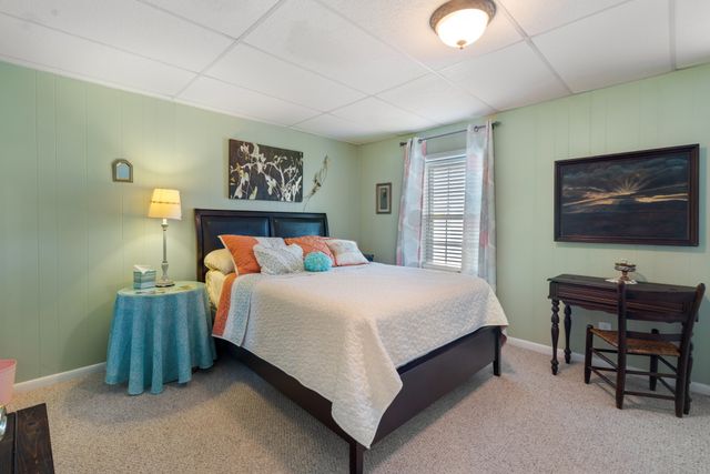 10779 N Tidwell Rd, Bon Aqua, TN 37025