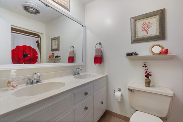10779 N Tidwell Rd, Bon Aqua, TN 37025