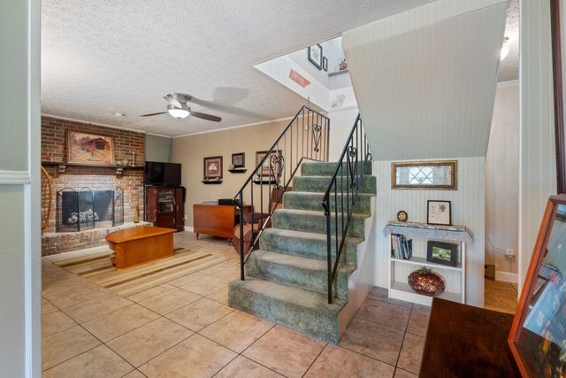 10779 N Tidwell Rd, Bon Aqua, TN 37025