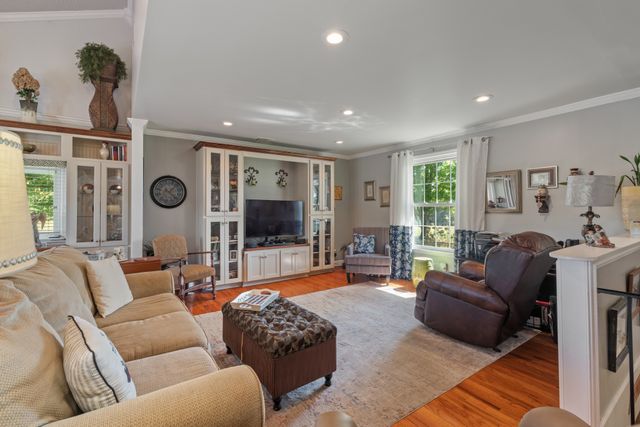 10779 N Tidwell Rd, Bon Aqua, TN 37025